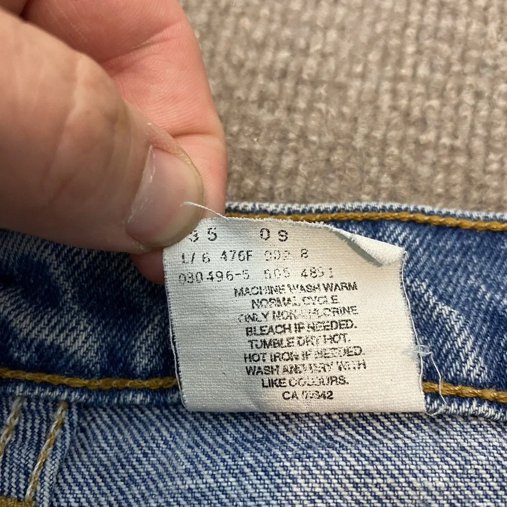 Vtg Levis Jeans Mens 38 Fits 37x30 Blue 505 Denim Y2K Distressed Straight 90s